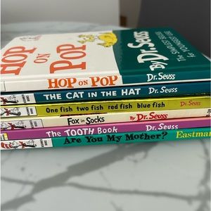 Collection of 6 Dr. Seuss Books.  Good Used Condition. Children love Dr. Seuss!
